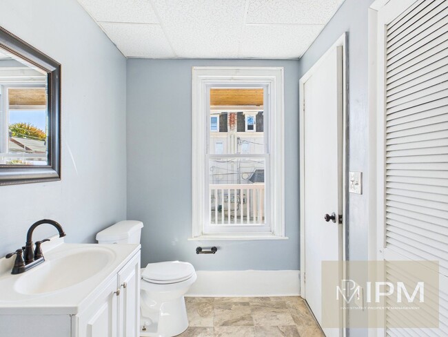 Building Photo - Charming 3 Bedroom, 1 Bath Home in Columbi...