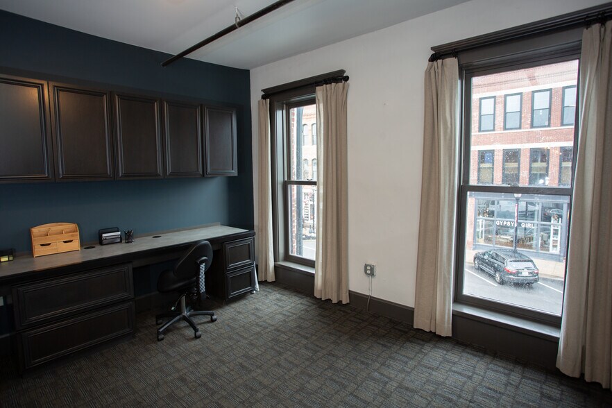 Office looking toward C Street - 225 E Blaine Ln