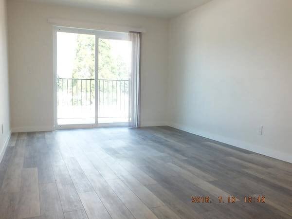 Building Photo - 12544 15th Ave NE