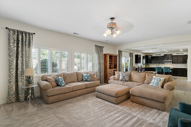 Building Photo - 30916 Snowberry Ln