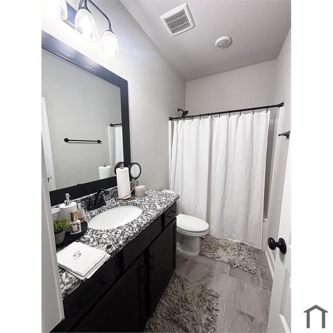 Building Photo - 127 Rita Ann Wy