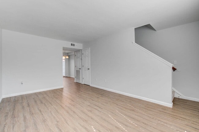 Building Photo - 107 Hickory Lane Apt #C, Ladson, SC 29456 ...