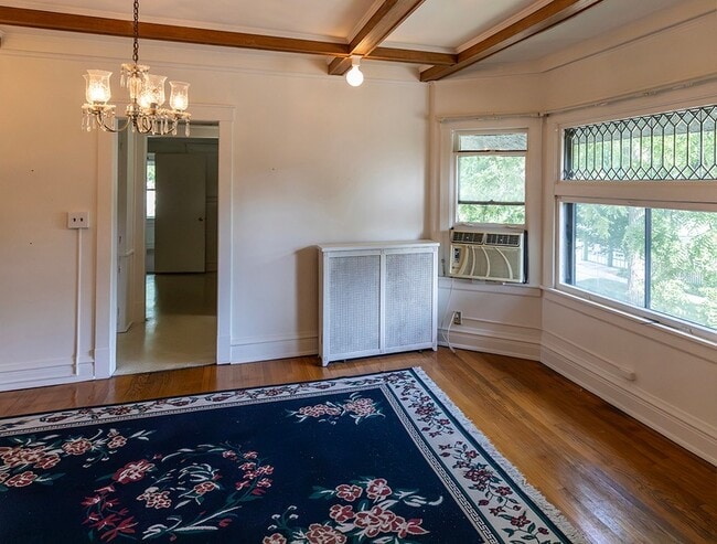 Building Photo - 202 Ridgeland Ave