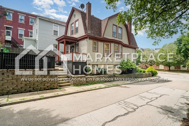 Building Photo - 2922 Hackberry St