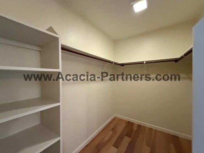 Building Photo - Two Bedroom on East Side