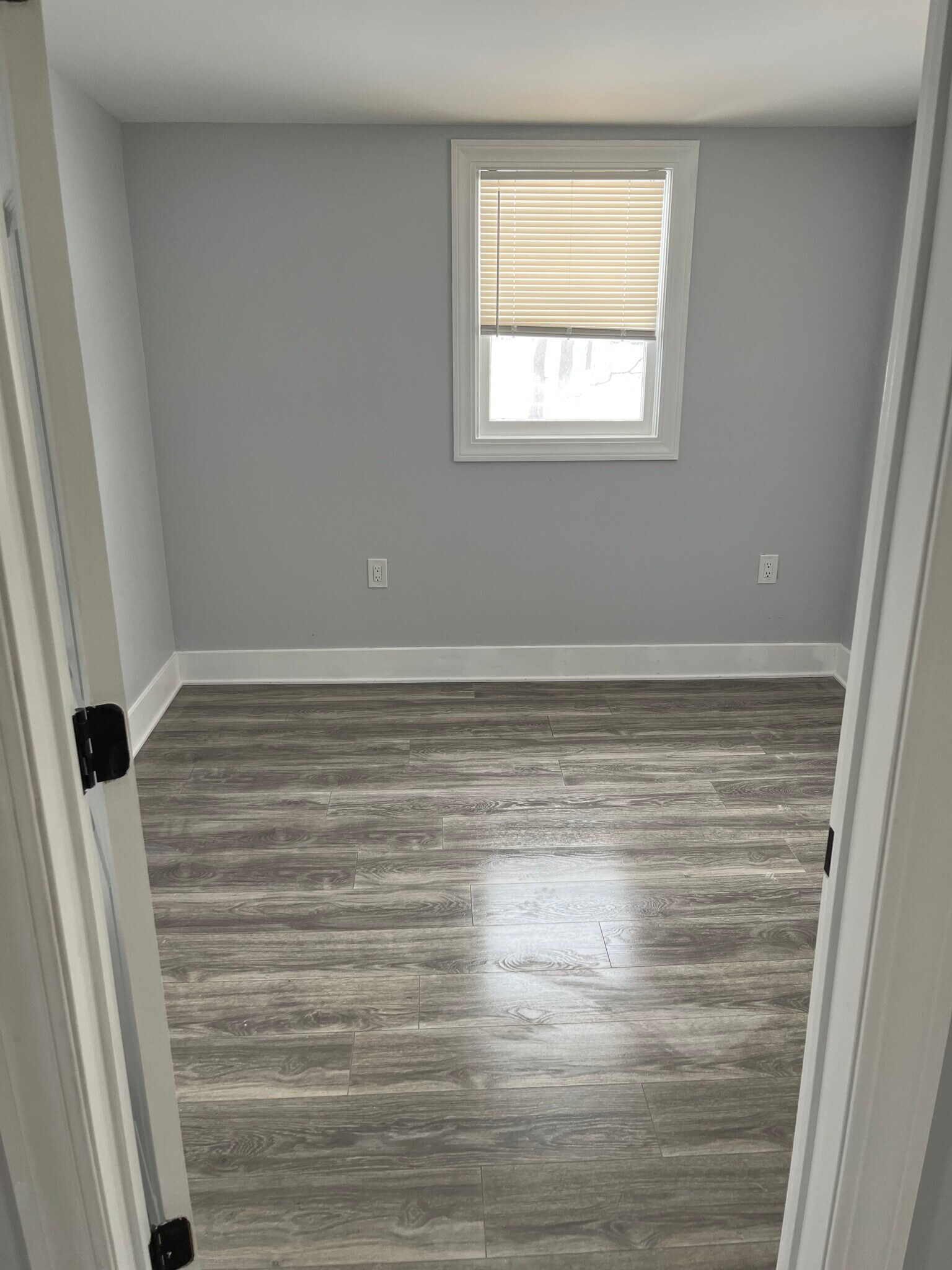 Building Photo - 2 New York Ave