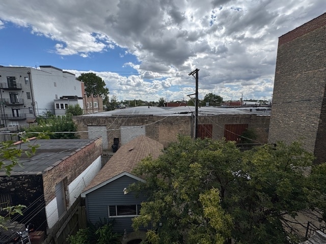 Building Photo - 3145 W Augusta Blvd