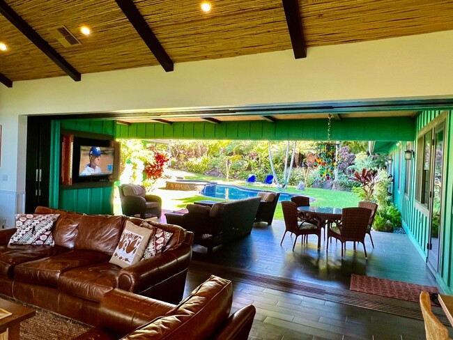 Building Photo - Luxury Oceanview Estate | Fully Furnished ...