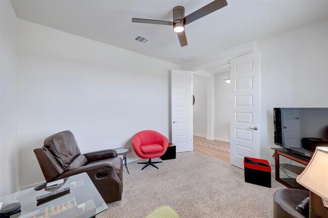 Building Photo - 2041 Centerline Ln
