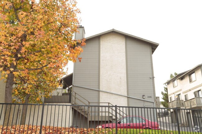Building Photo - Park View Properties