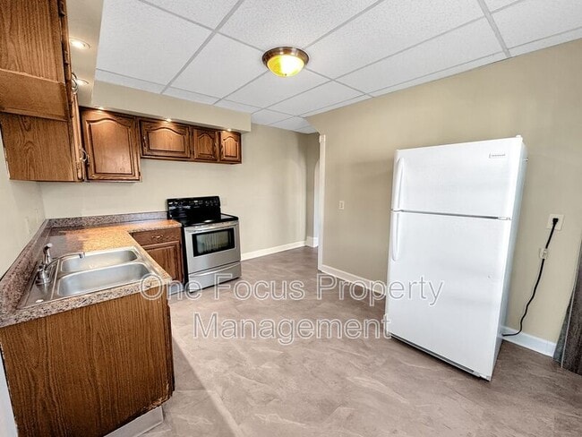 Building Photo - 1314 Dewey Ave