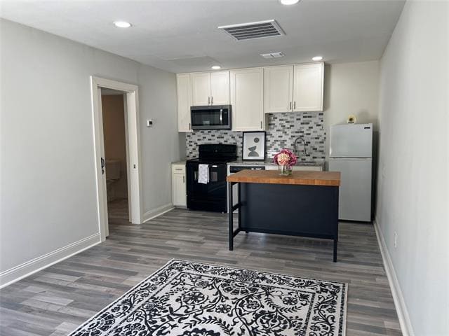 Building Photo - 624 Scottsdale Dr