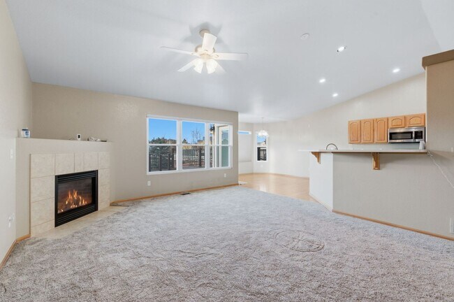 Building Photo - Woodman Hills 4 bdrm rancher