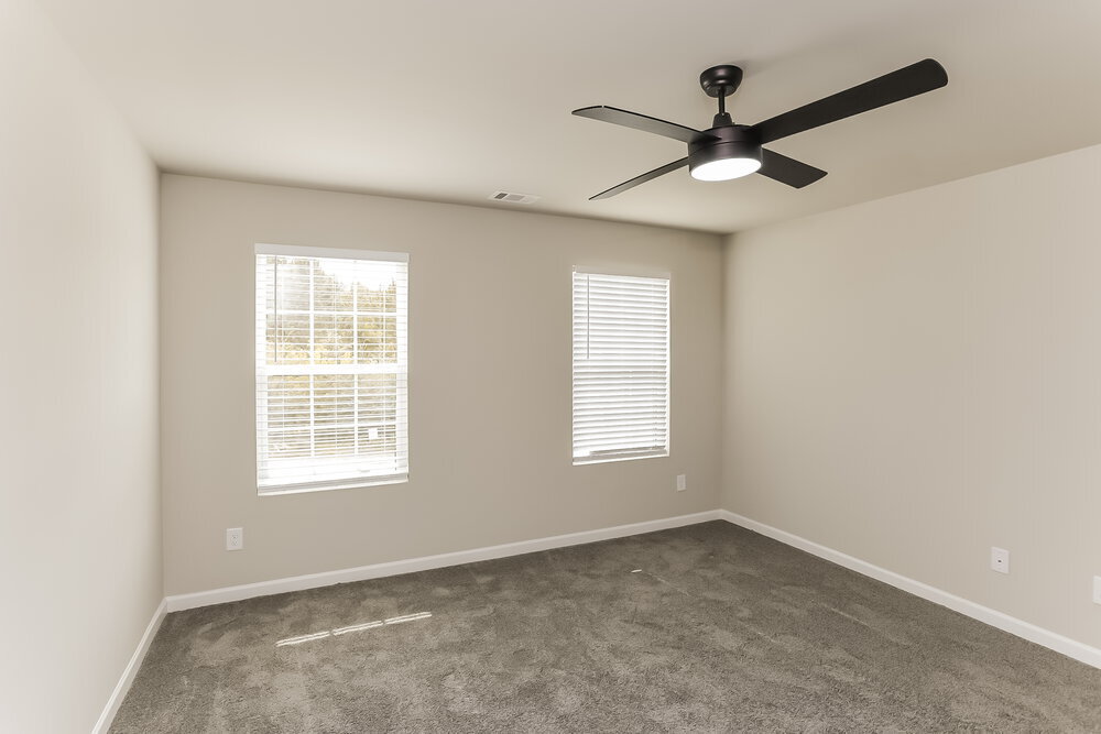 Building Photo - 118 Mineral Springs Ln