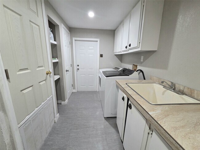 Building Photo - 5660 Honea Egypt Rd