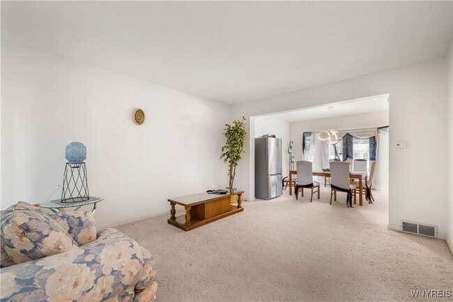 Building Photo - 66 Windsong Ct