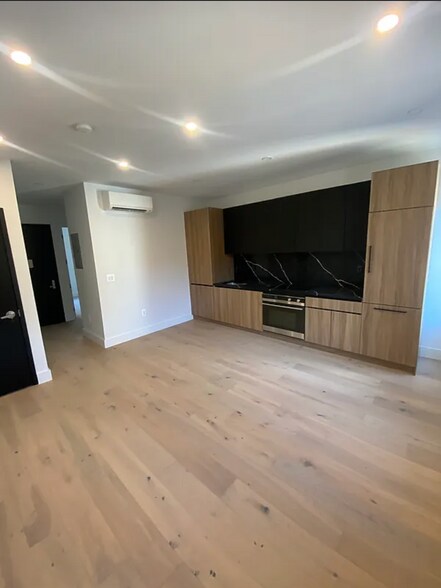 Building Photo - 301 Van Brunt St