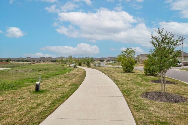 Building Photo - 446 Grace Lilly Dr