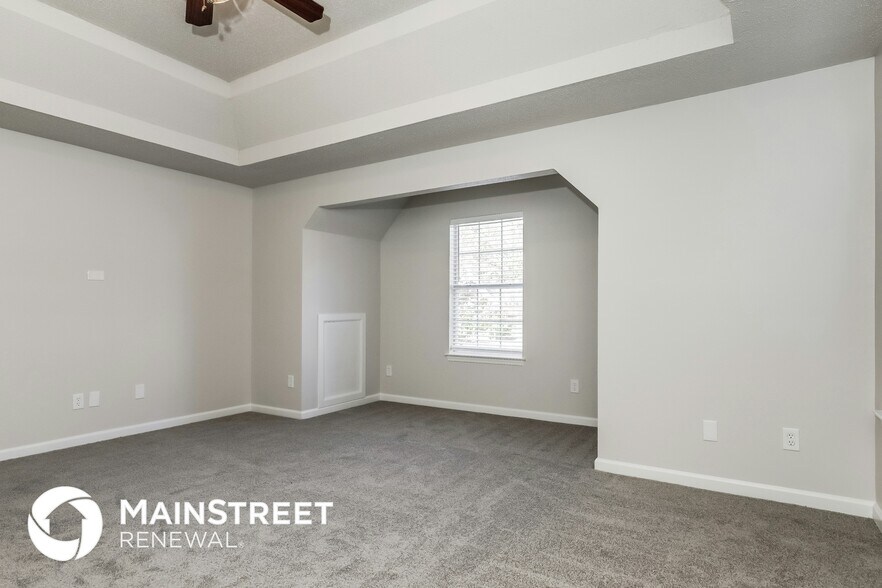 Building Photo - 5755 Blacktop Ct