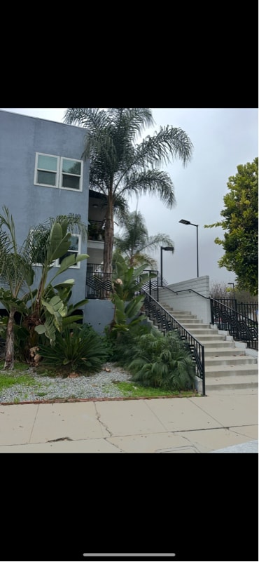 Building Photo - 2110 Gaviota Ave