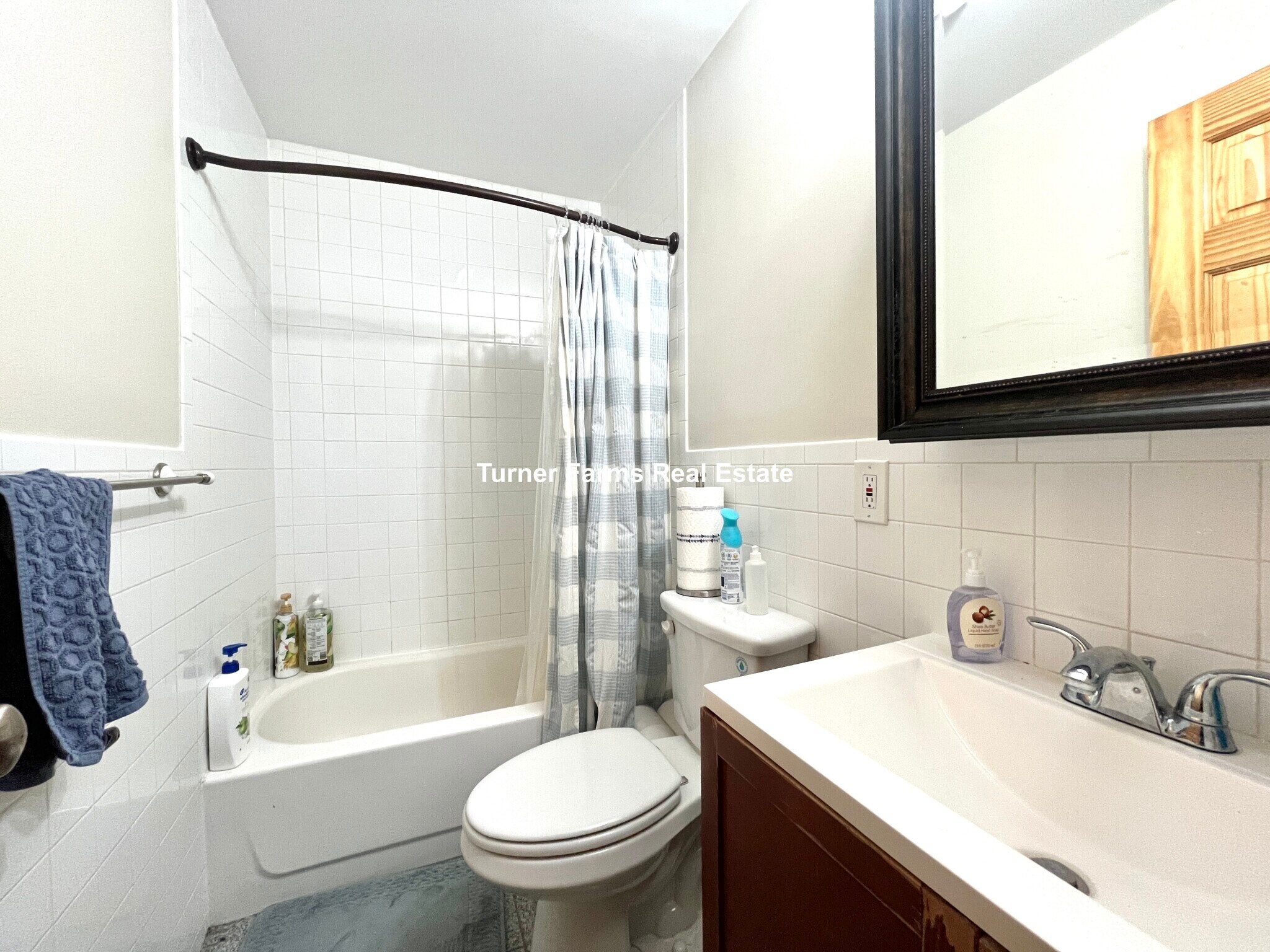 Building Photo - 179 Northampton St