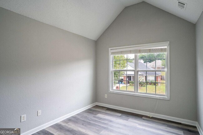 Building Photo - 3243 Newtons Crest Cir