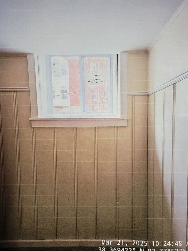 Building Photo - 621 Benton Blvd