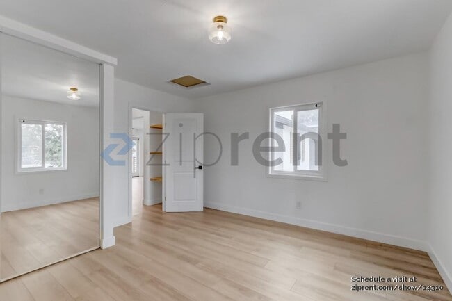 Building Photo - 1330 5th Ave
