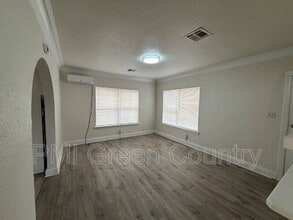 Building Photo - 1447 N Lewis Pl