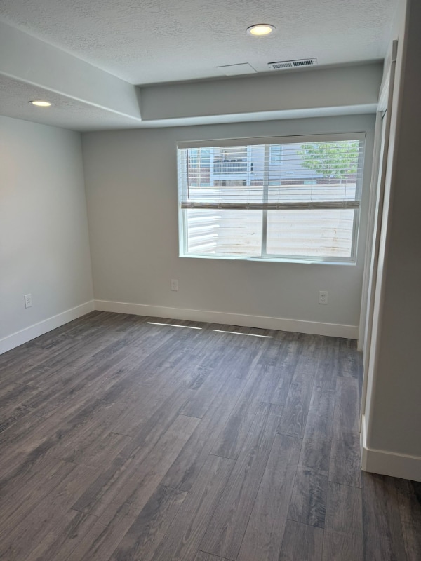 Building Photo - 3862 Hardman Way