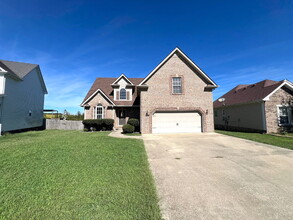 Building Photo - 1313 Chinook Cir