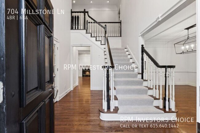 Building Photo - 704 Millstone Ln