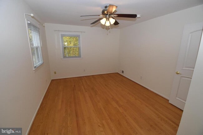 Building Photo - 2622 Shelby Ln