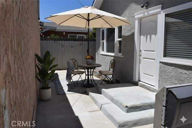 Building Photo - 552 W 22nd St