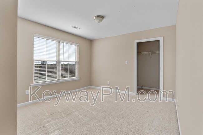 Building Photo - 261 Crown Heights Way