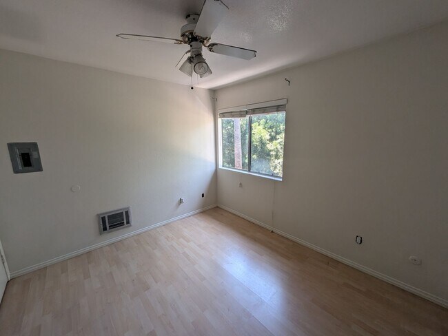 Building Photo - 7930 Mission Center Ct