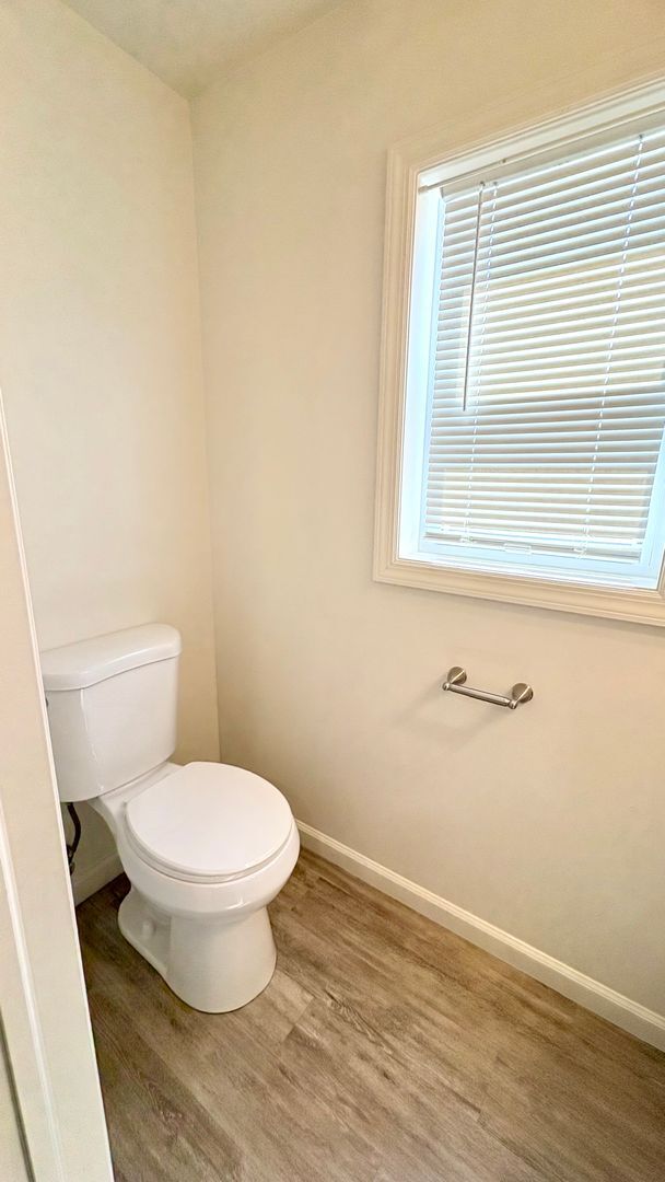 Building Photo - 518 E Cumberland St