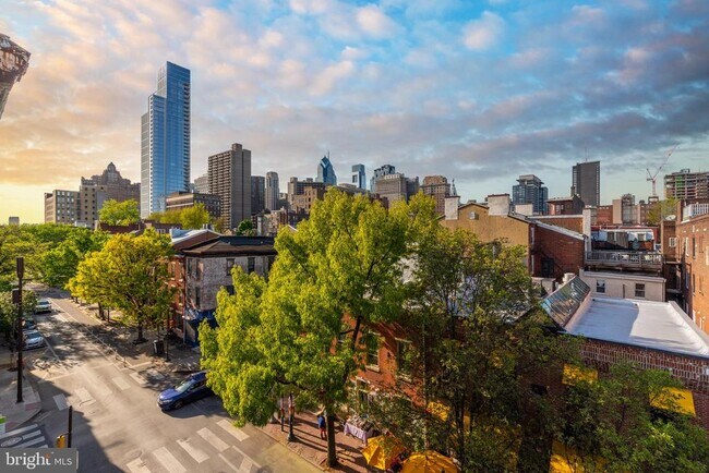 Building Photo - 1134 Pine St