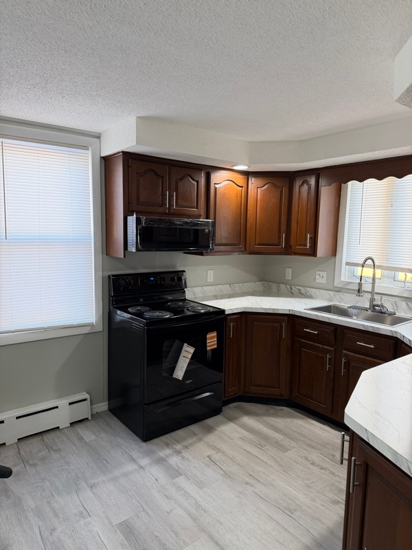 Building Photo - 222 High St