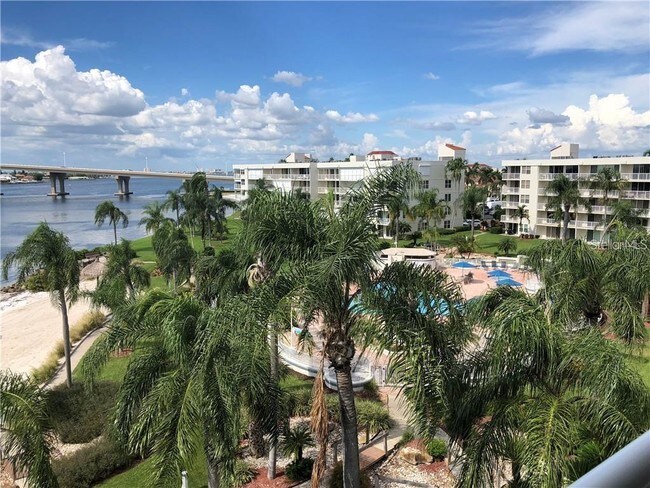 Building Photo - 6081 Bahia Del Mar Cir