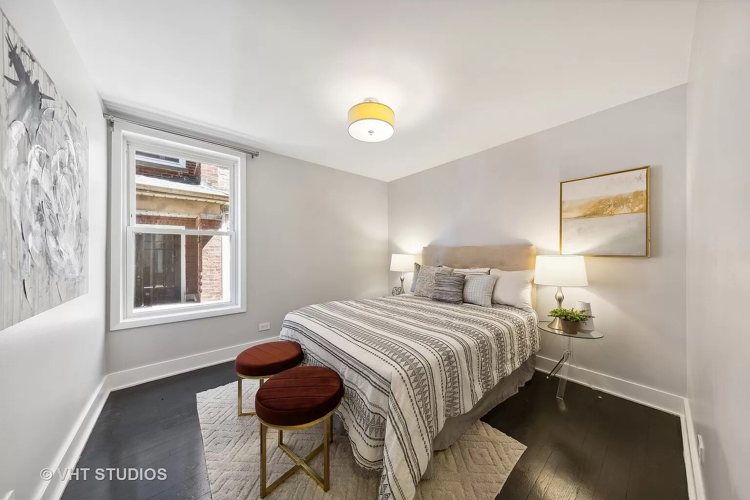 Bedroom - 7619 N Bosworth Ave
