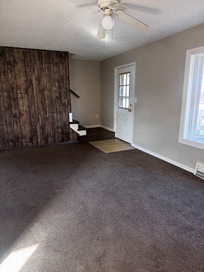 Building Photo - 20170 Priday Ave