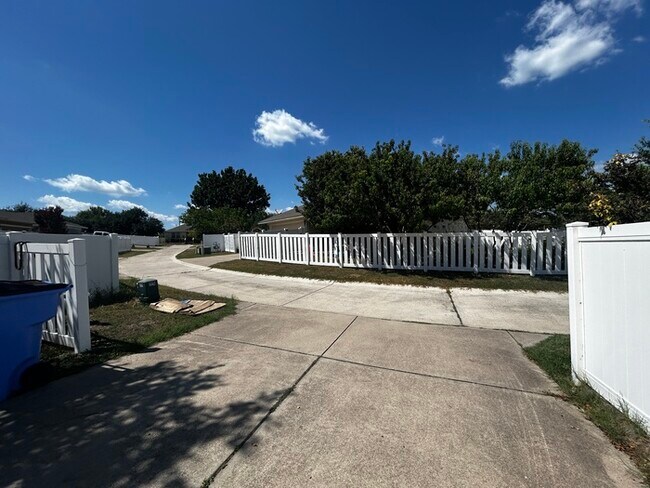 Building Photo - Charming 3 beds 2 baths in Pflugerville!