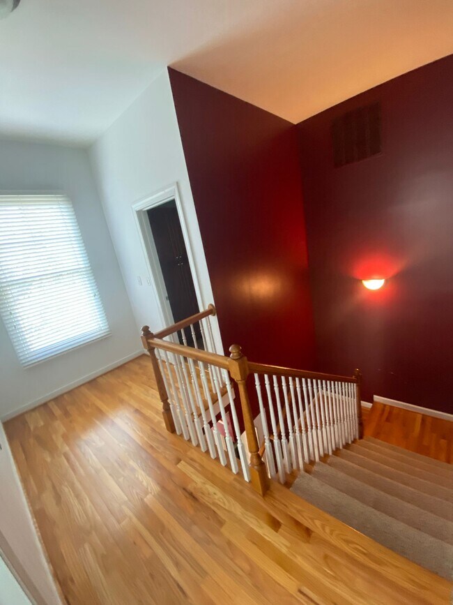 Building Photo - 850 Piedmont ave