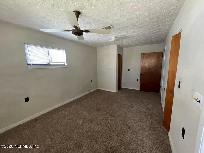 Building Photo - 231 Hopkins St