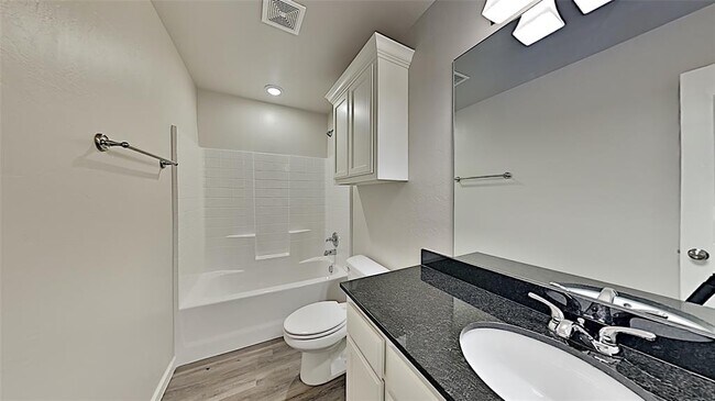 Building Photo - 1318 NW 111th St