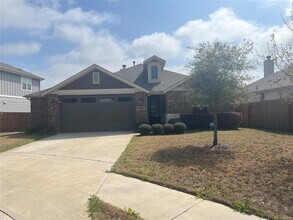 Building Photo - 7009 Sienna Rouge Path