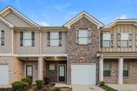 Building Photo - 1950 Old Dogwood