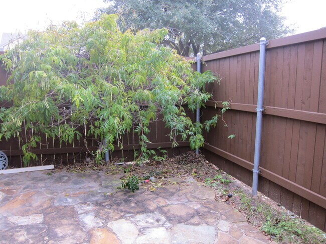 Building Photo - Townhome For Lease in Plano