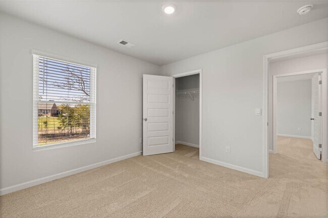 Building Photo - 3263 Colonel Ct